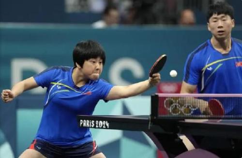 士在赛季中 士在赛季中