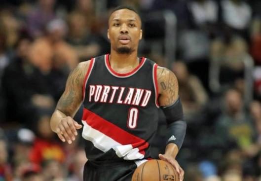 边锋等关键 边锋等关键